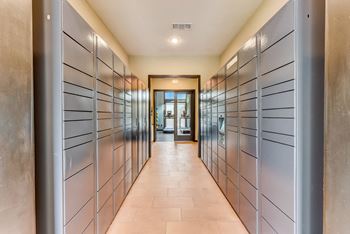 Package Lockers in Cedar Park, TX 78717